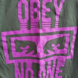 OBEY tshirt